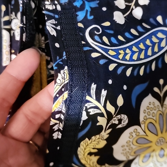 Vera Bradley Elephant Blue and Yellow Laptop Case - Picture 5 of 7